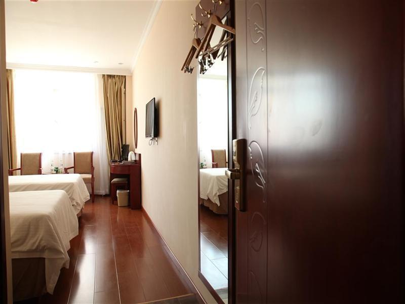 Greentree Inn Beijing Pinggu District Government Express Hotel ภายนอก รูปภาพ